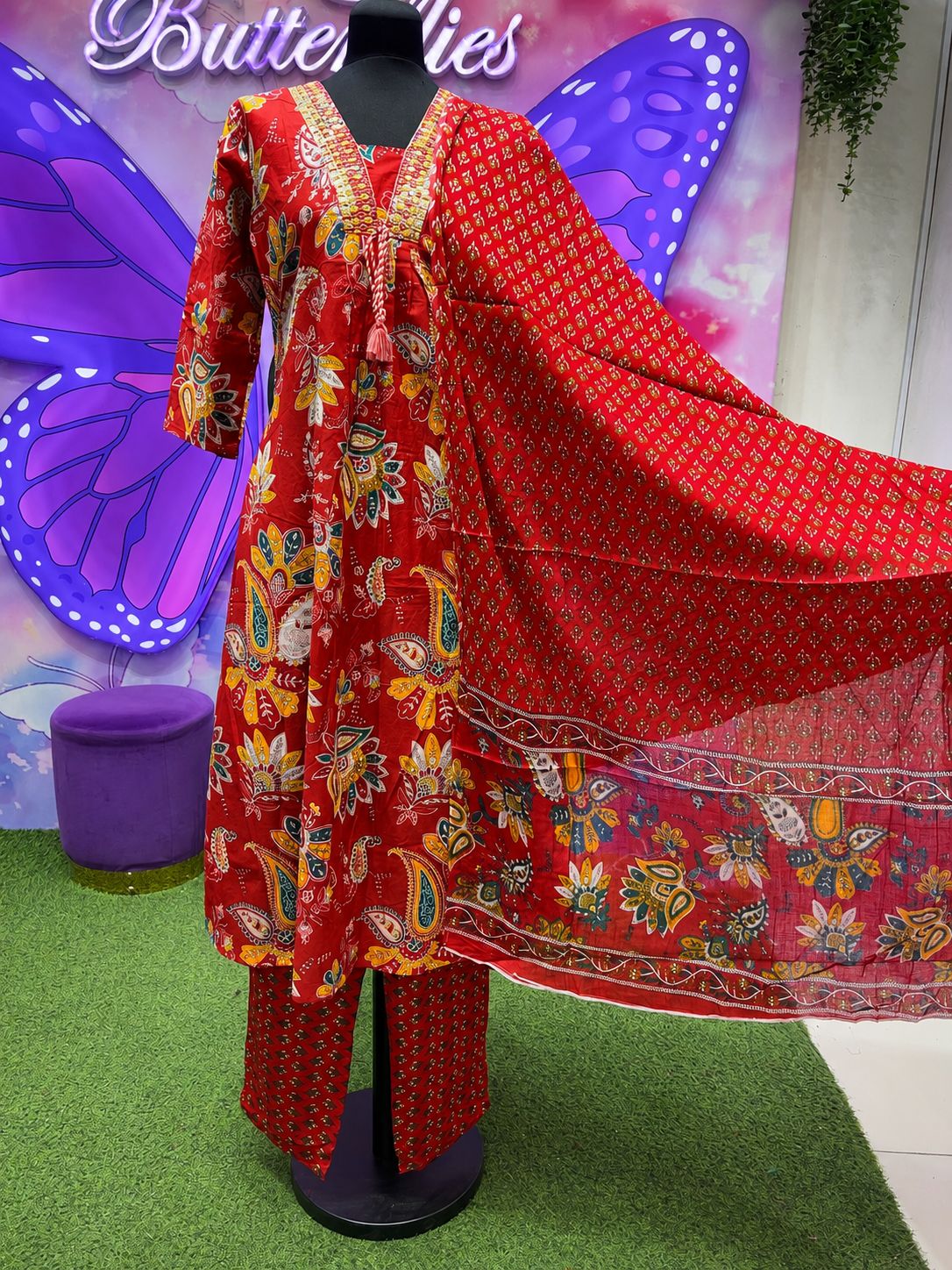 Elegant Red Printed Churidar Set