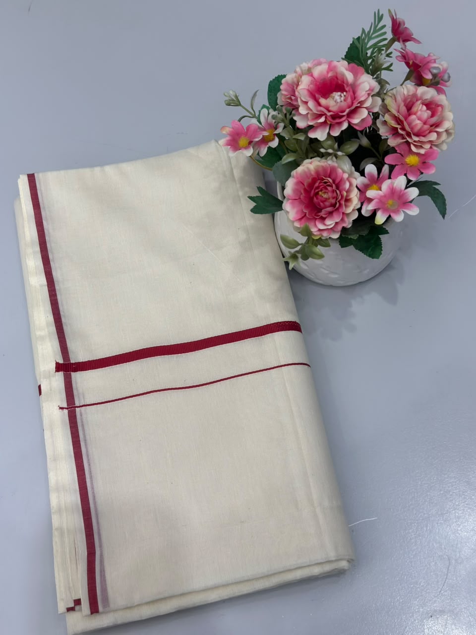 Kerala Kasavu Saree – Off-White with Maroon Border