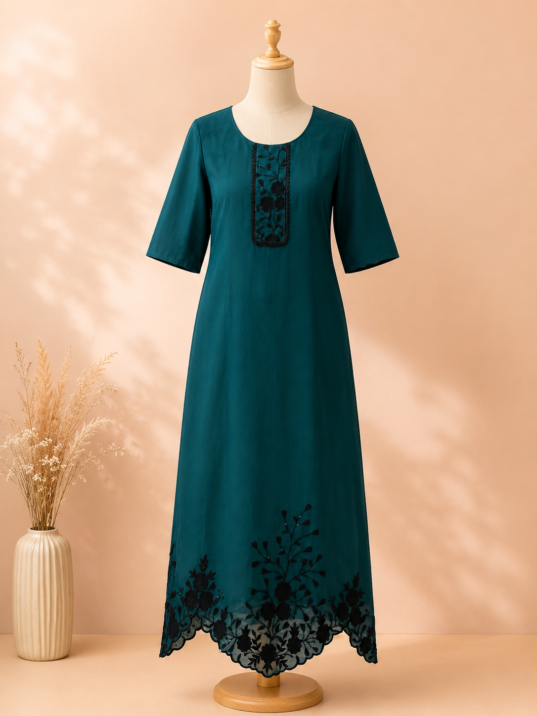 Emerald Grace Embroidered Long Kurti