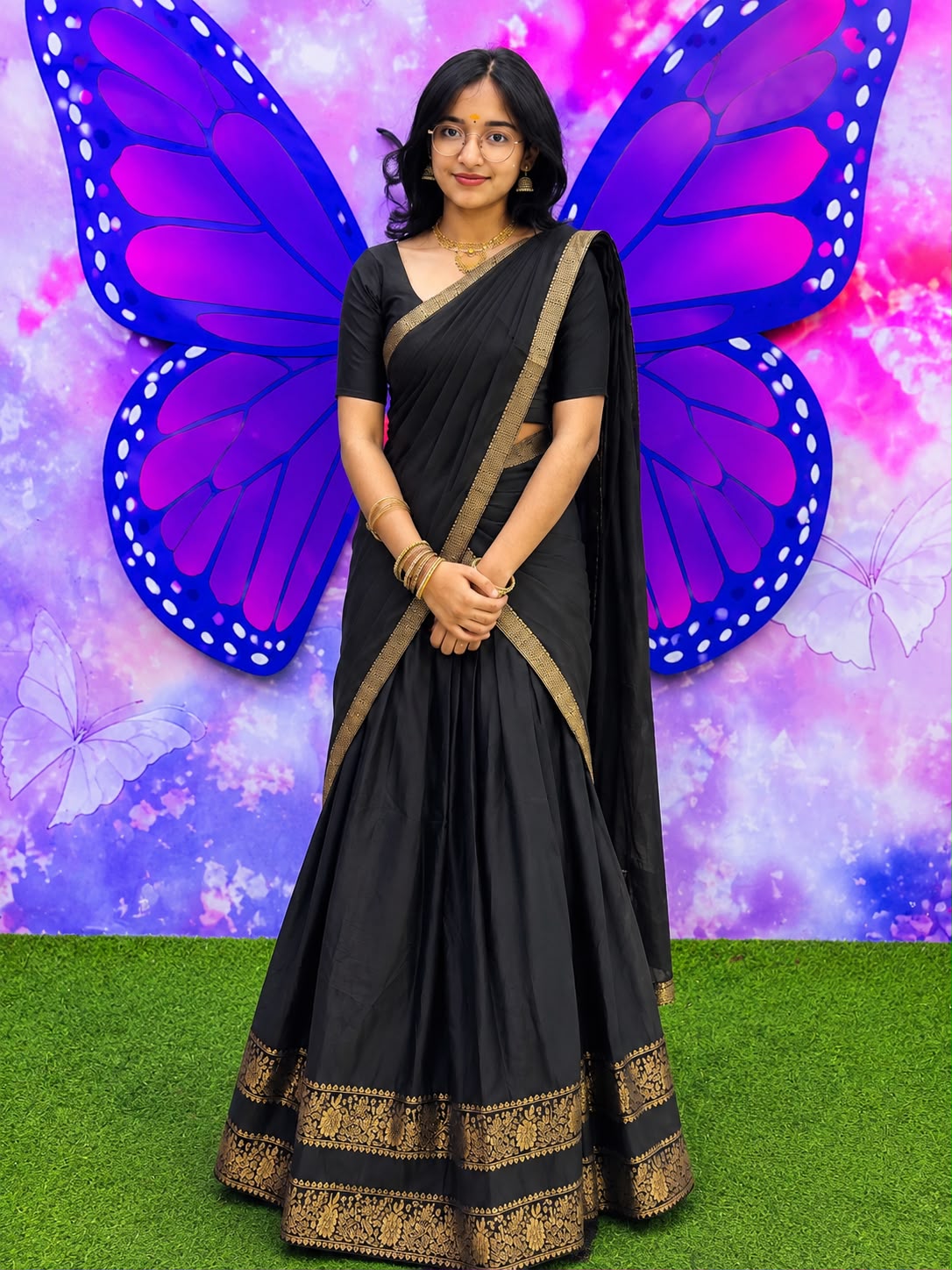 Elegant Black Kerala Style Davani Set with Gold Border