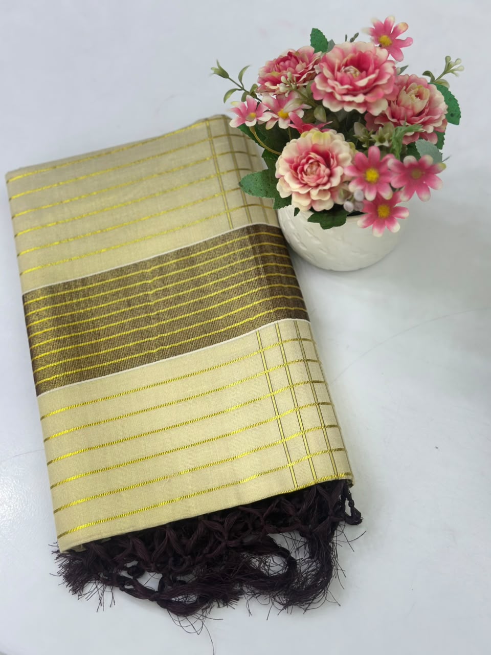 Kerala Kasavu Saree