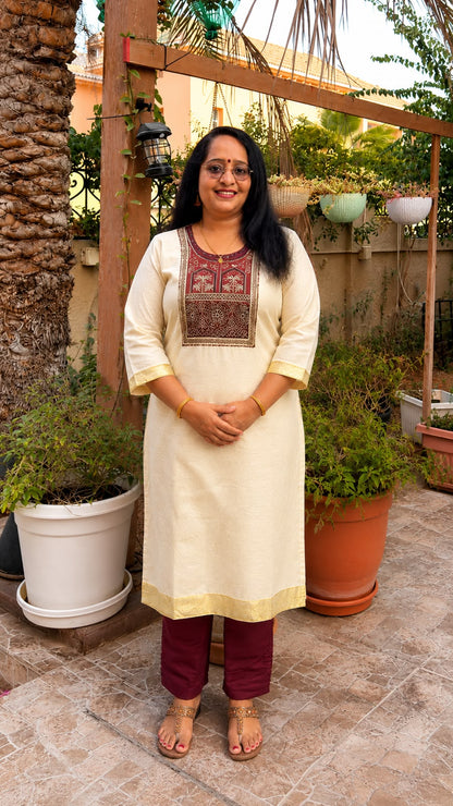 Premium Onam Kurti Set