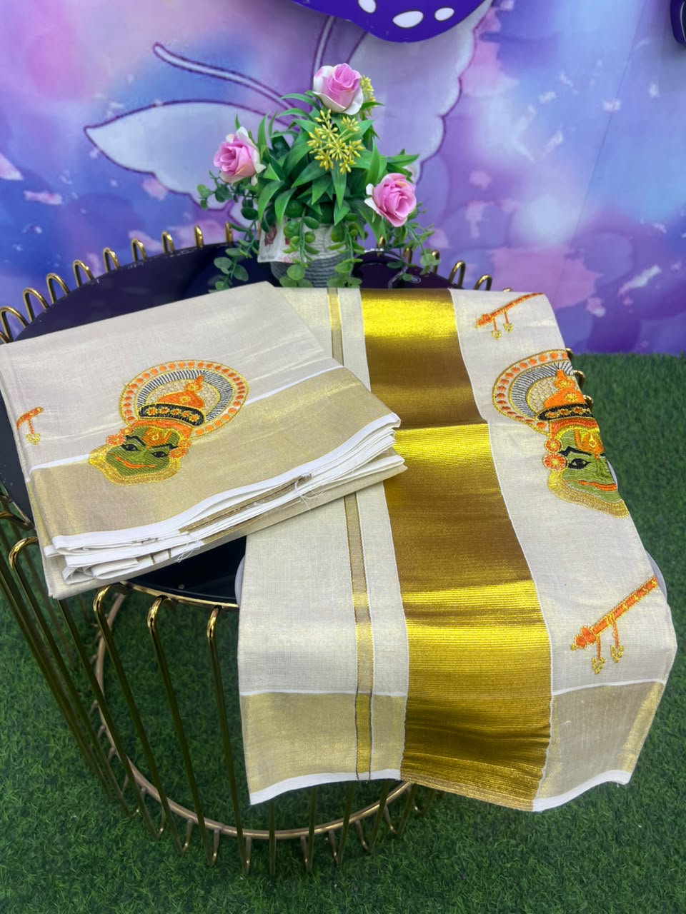 Kathakali Kerala Settu Mundu